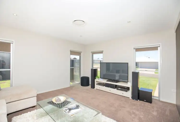 Fifth view of Homely house listing, 3 Jasmine Court, Kalkie QLD 4670