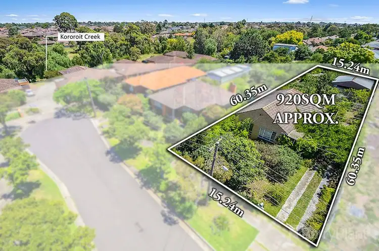 Second view of Homely house listing, 5 Lorraine Court, Sunshine VIC 3020