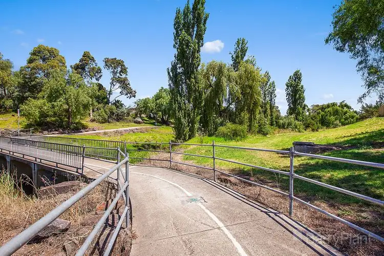 Sixth view of Homely house listing, 5 Lorraine Court, Sunshine VIC 3020
