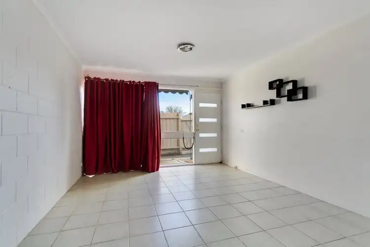 Second view of Homely unit listing, 5/25 Fairway Street, Frankston VIC 3199