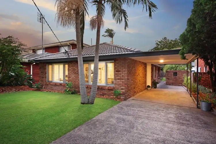 38 Honeysuckle Street, Umina Beach NSW 2257