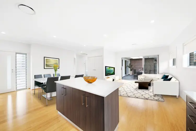 Fourth view of Homely villa listing, 2/13 Waratah Avenue, Woy Woy NSW 2256