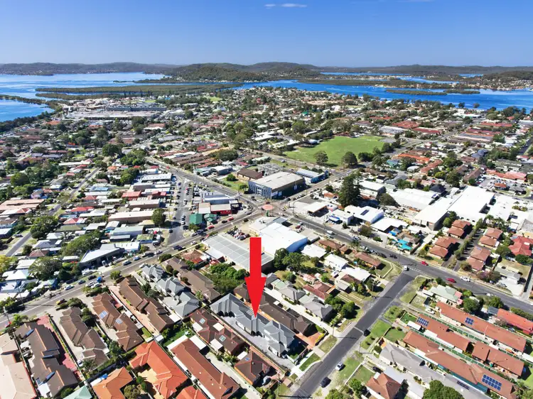 Sixth view of Homely villa listing, 2/13 Waratah Avenue, Woy Woy NSW 2256