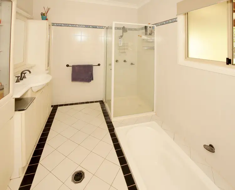 Seventh view of Homely house listing, 8 Michael Avenue, San Isidore NSW 2650