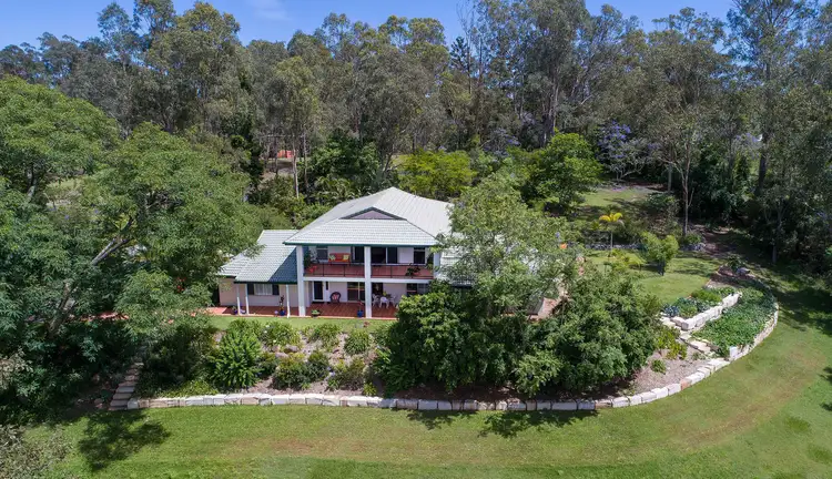 56 Jacaranda Av, Kenmore Hills QLD 4069