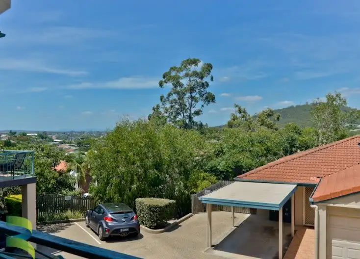 Third view of Homely townhouse listing, 4/70 Crest St, Mount Gravatt East QLD 4122