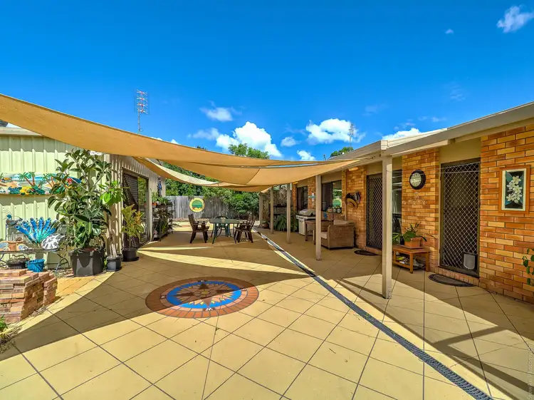 8 Layde Court, Urangan QLD 4655