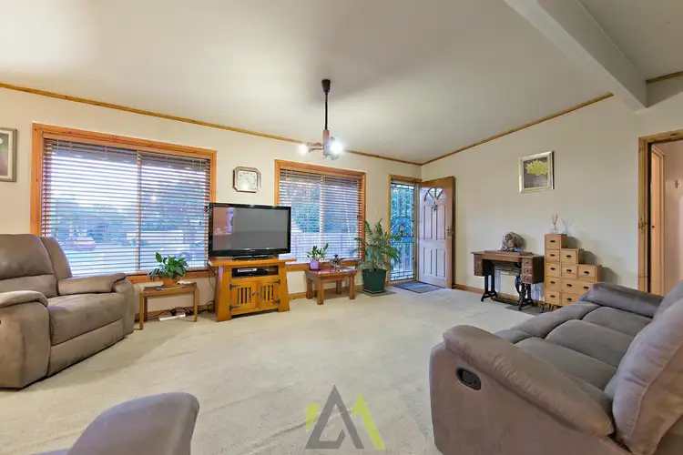 Second view of Homely house listing, 16 Glazebury Court, Langwarrin VIC 3910