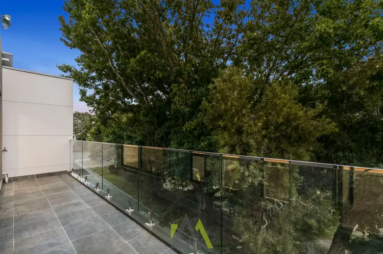 Second view of Homely unit listing, 2/2 Omaroo Lane, Frankston VIC 3199