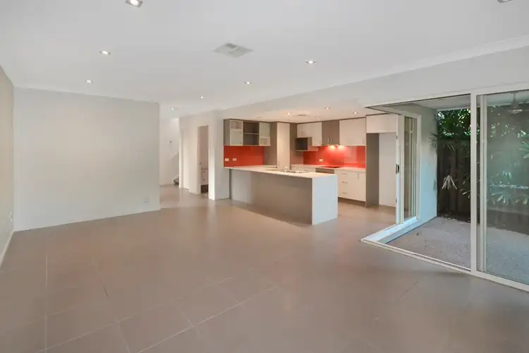Fifth view of Homely house listing, 2/128 Falconer Street, Southport QLD 4215