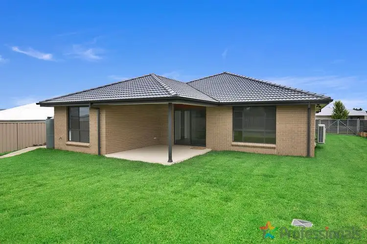 Third view of Homely house listing, 7 Holmfield Drive, Armidale NSW 2350