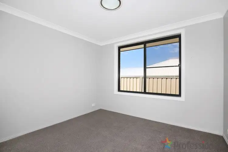 Fourth view of Homely house listing, 7 Holmfield Drive, Armidale NSW 2350