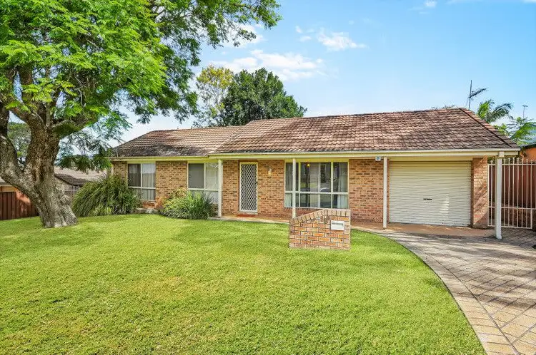 2B Mulgen Crescent, Bomaderry NSW 2541