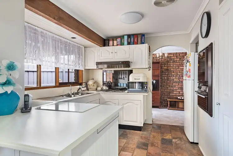 Sixth view of Homely house listing, 18 Kestrel Crt, Carrum Downs VIC 3201