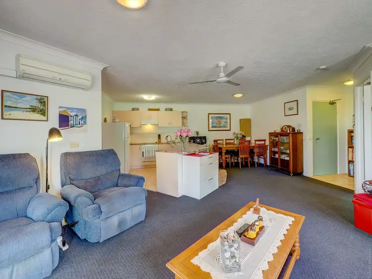 4/35-37 Denmans Camp Road, Scarness QLD 4655