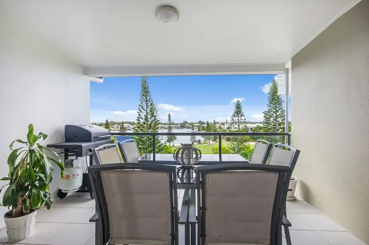 59/4 Grand Parade, Kawana Island QLD 4575