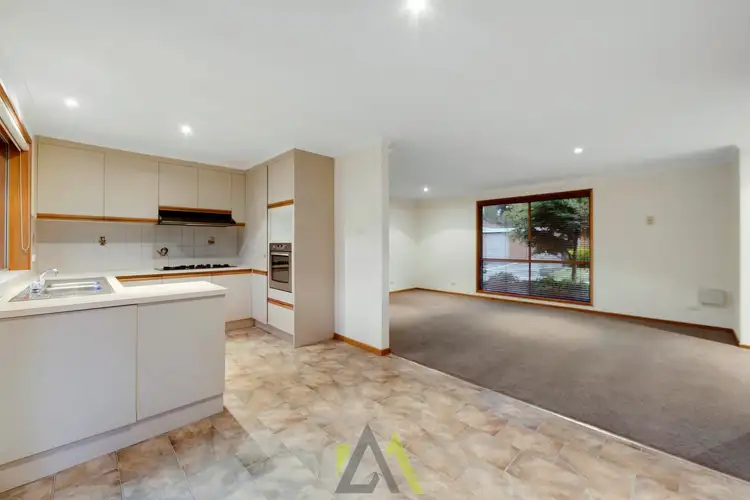 Fifth view of Homely unit listing, 3/10 Chatterley Court, Frankston VIC 3199