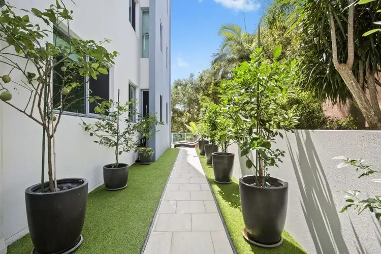 Seventh view of Homely unit listing, 2/9 South Street, Kirra QLD 4225