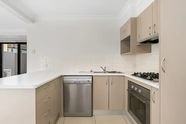 Fourth view of Homely townhouse listing, 2/15 Clara Street, Annerley QLD 4103