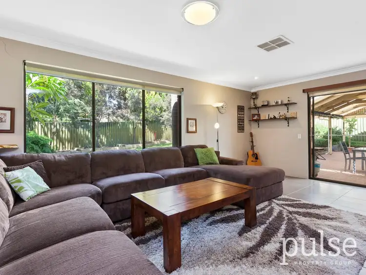 Sixth view of Homely house listing, 3 Meldreth Court, Willetton WA 6155