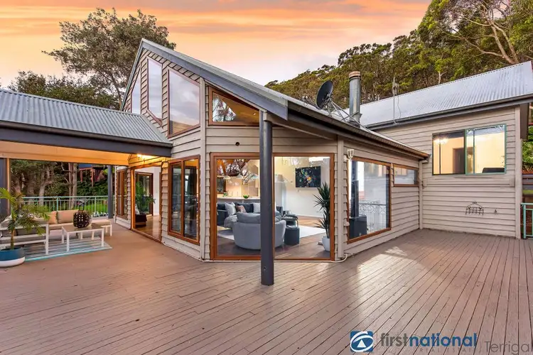 27 Coast Road, North Avoca NSW 2260