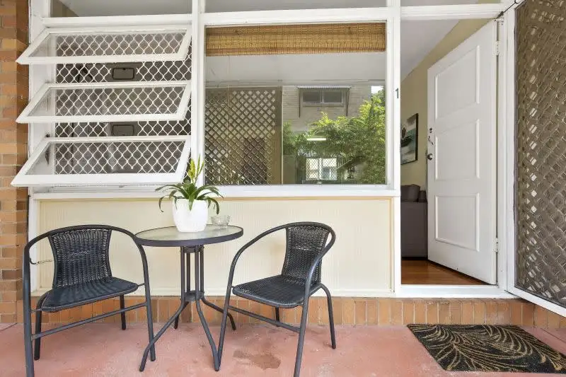 Main view of Homely unit listing, 1/11 Lord Street, Kirra QLD 4225