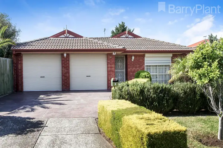 8 Tamlyn Close, Sunshine West VIC 3020