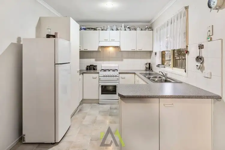 Fifth view of Homely unit listing, 5 65 Taketa Crescent, Frankston VIC 3199