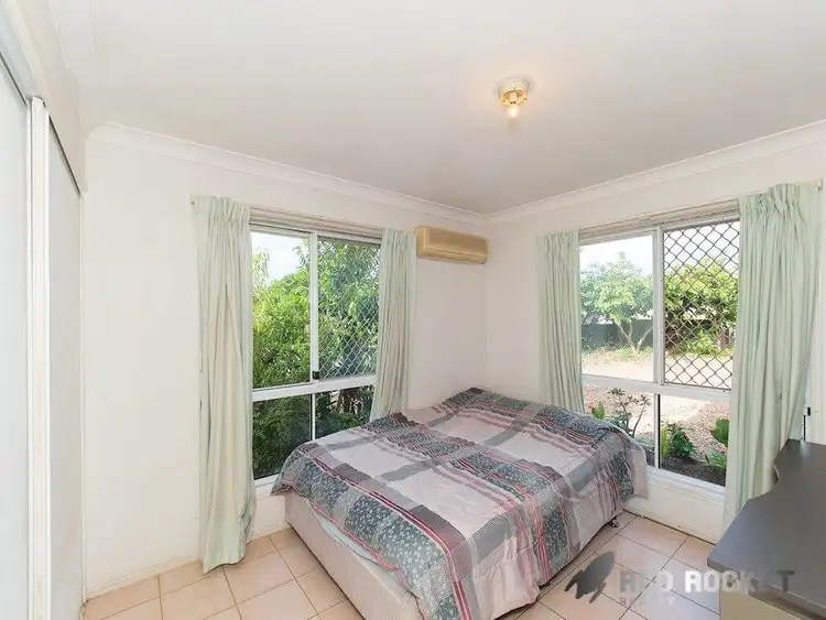 Sixth view of Homely house listing, 2 Sherbourne Court, Berrinba QLD 4117