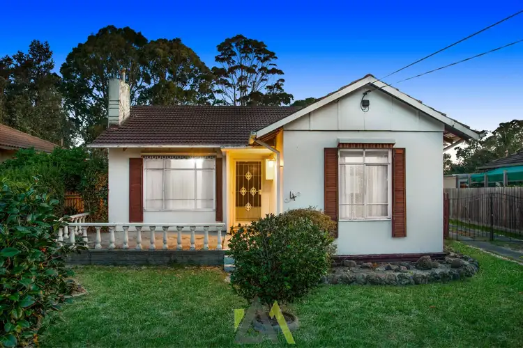 4 Pine Street, Frankston North VIC 3200