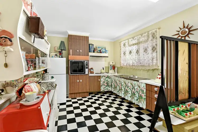 Fifth view of Homely house listing, 190 Townson Avenue, Palm Beach QLD 4221