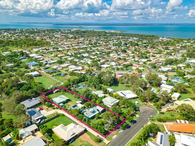 12 Layde Court, Urangan QLD 4655