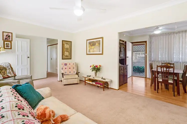 Second view of Homely house listing, 2 Buckingham Close, Thornton NSW 2322