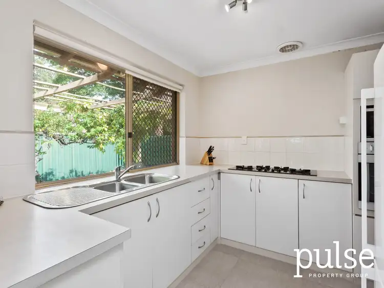 Fifth view of Homely house listing, 3/8-10 Reddington Way, Brentwood WA 6153