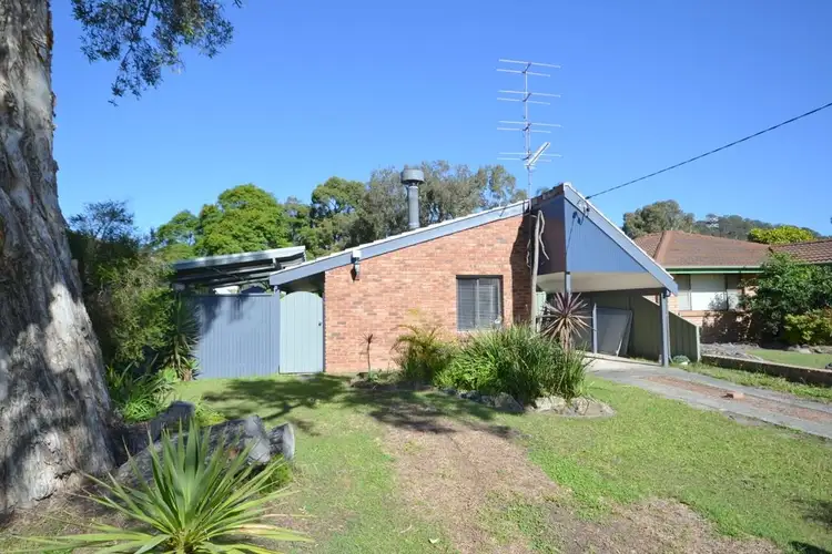 70 Mackenzie Avenue, Woy Woy NSW 2256