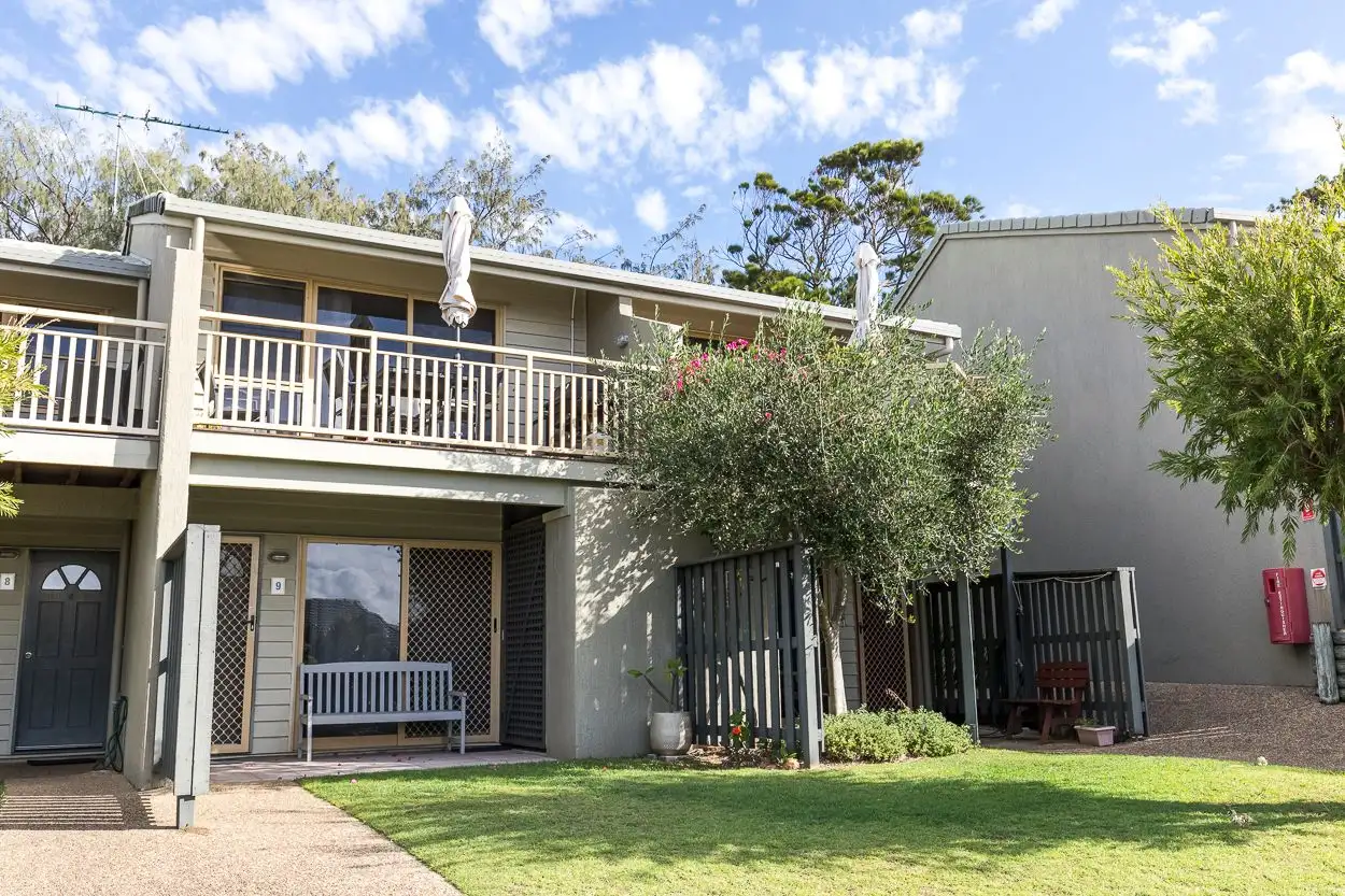 Main view of Homely unit listing, 9/21-25 Cumming Parade, Point Lookout QLD 4183