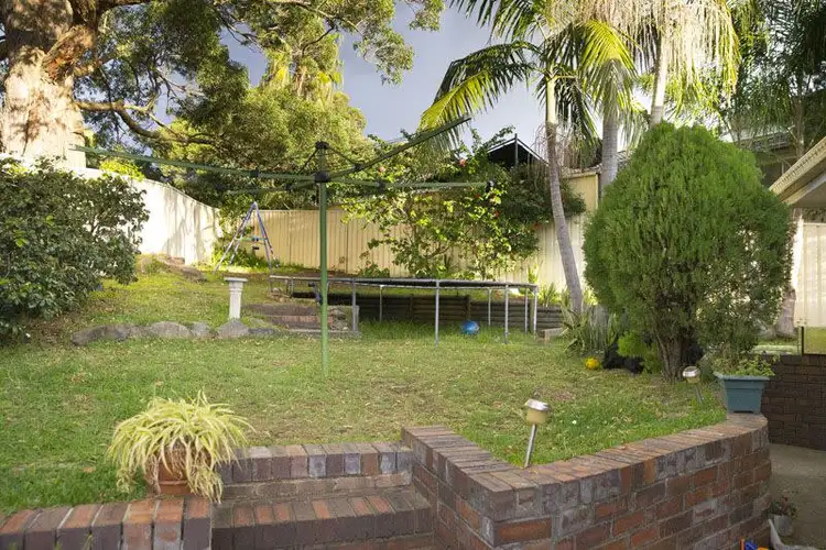 Sixth view of Homely house listing, 2 Dunstan Place, Engadine NSW 2233