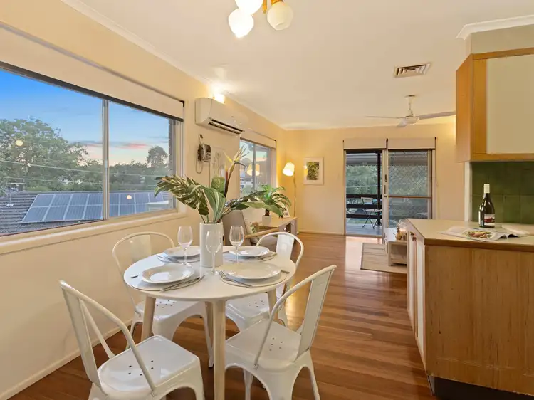 Fifth view of Homely house listing, 4 Samantha Ct, Ferny Hills QLD 4055
