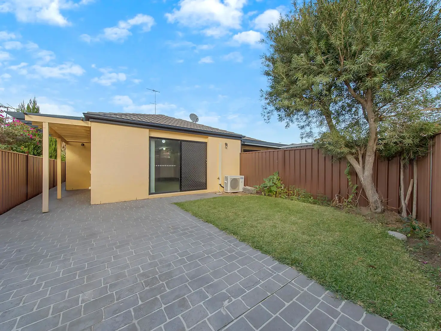 Main view of Homely semi-detached listing, 2/42 Park Avenue, Kingswood NSW 2747