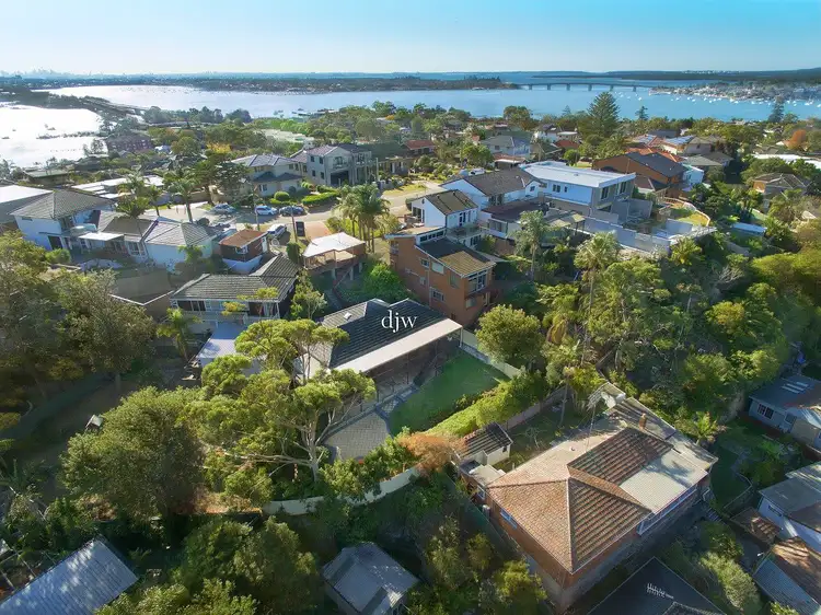 24 Yeran Street, Sylvania NSW 2224