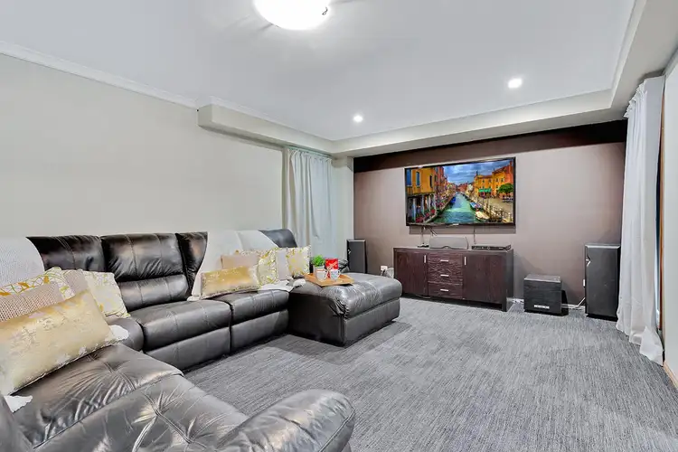 Fifth view of Homely house listing, 8 Quetta Close, Carindale QLD 4152