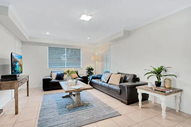 Sixth view of Homely house listing, 8 Quetta Close, Carindale QLD 4152