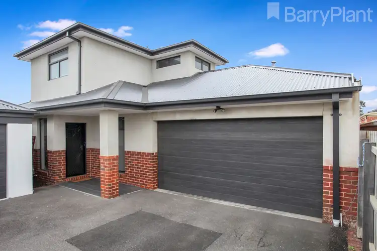 2/3 Marcia Street, Sunshine West VIC 3020