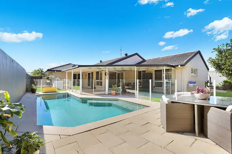 18 Currong Street, Minyama QLD 4575