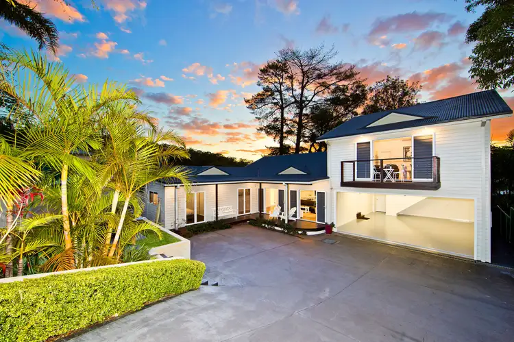 33 Ocean Beach Road, Shoal Bay NSW 2315