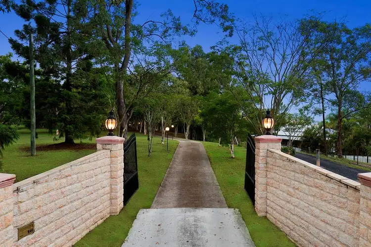 246 Sugars Road, Anstead QLD 4070