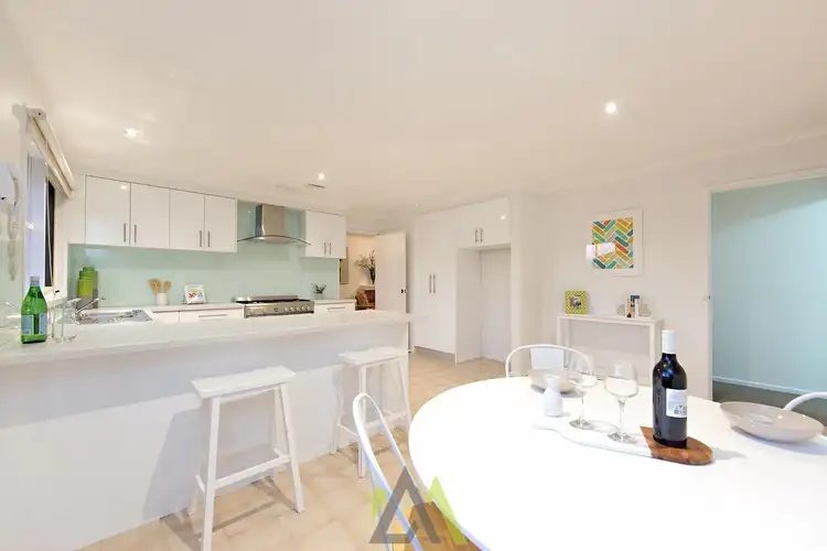Sixth view of Homely house listing, 7 Irvine Crescent, Frankston VIC 3199