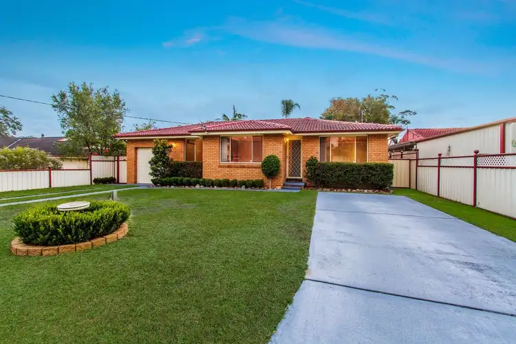 41 Halcyon Street, Wyoming NSW 2250