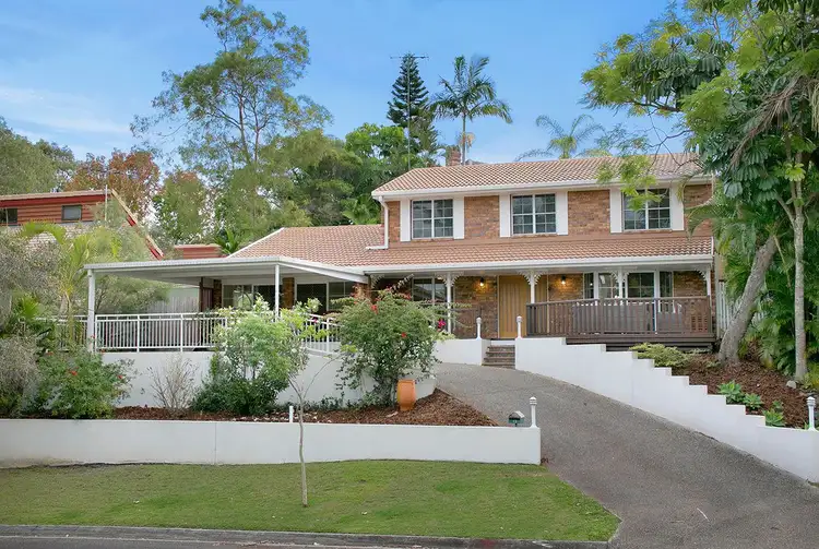 12 Nankoor St, Chapel Hill QLD 4069