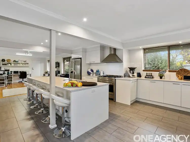 Second view of Homely house listing, 5 Pindari Court, Grovedale VIC 3216